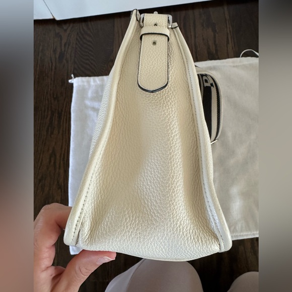 Prada hobo bag - Picture 9 of 10